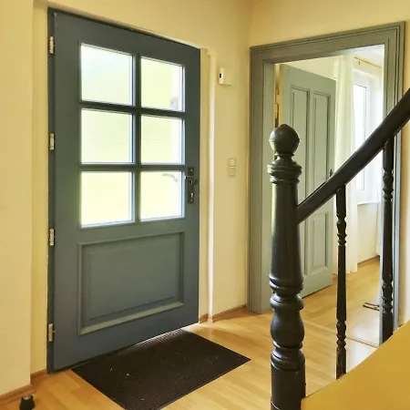 Apartment Altes Forsthaus Loewitz - Entspannen In Laendlicher Ruhe