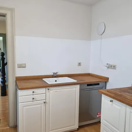 Apartment Altes Forsthaus Loewitz - Entspannen In Laendlicher Ruhe